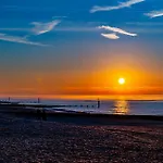 Beach Walk Southbourne Sobo Beach Sleeps 4