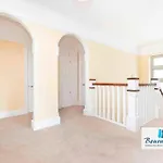 Bournecoast:Large Home Minutes From Beach- Hb6228