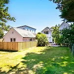 The Annex - Unparalleled Beach Front Luxury Accommodation - Private South West Facing Patio Area - Pet Friendly - Sky - Netflix - Super Fast Wi-Fi - Stones Throw To The Beach