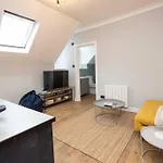 Central Flat In Bournemouth 10 Mins Walk To Beach