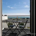 The Beach House By Grandeur Property