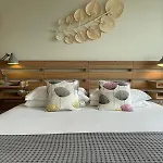 Beach Lodge