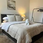 Bournemouth Flat Close To Beach & Gardens