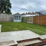 Charming 3-Bedroom House With Private Garden