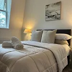 Bournemouth Flat Close To Beach & Gardens