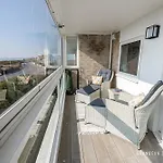 Seaview Retreat By Grandeur Property