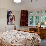 Flat 2, Langtry Apartment
