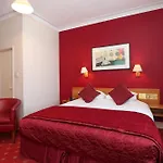 Royal Exeter Hotel