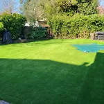 Little Robin Gate - Free Parking - Central - 10 Min Walk To Train Station