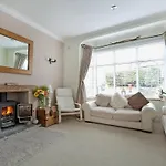 Stourcliffe House