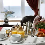 Park Central Hotel
