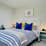Beautiful Alumpointe Apartment - 400M To The Beach
