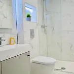 Beautiful Alumpointe Apartment - 400M To The Beach