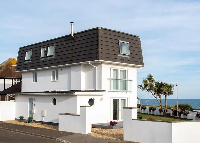 Bournemouth Beach & Sea Views