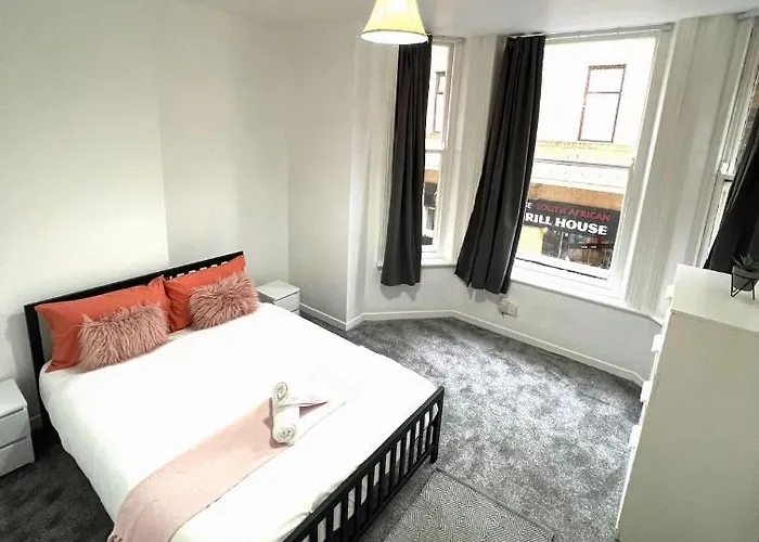 Sea La Vie Apartment