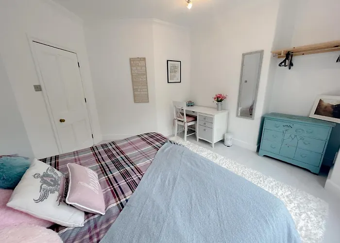 Queens Park View - 1 Bedroom