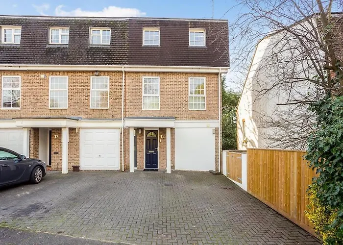 Family Home Close To Bournemouth Town Centre