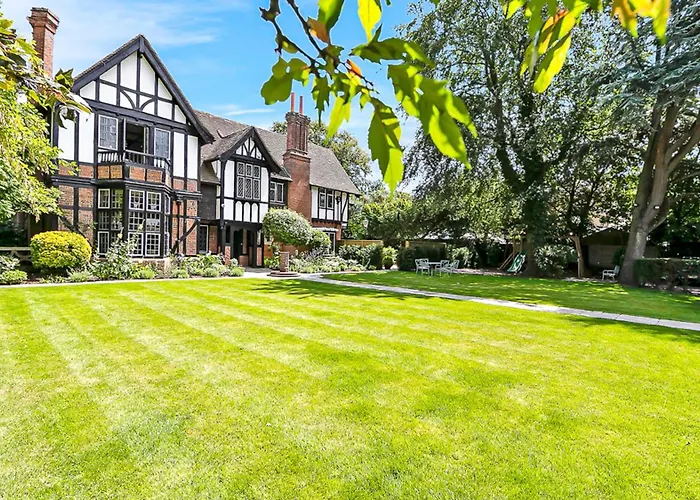 Tudor Grange