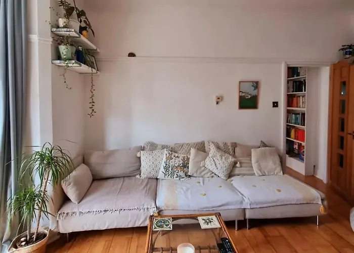 Beautiful Beach Walk Apartment