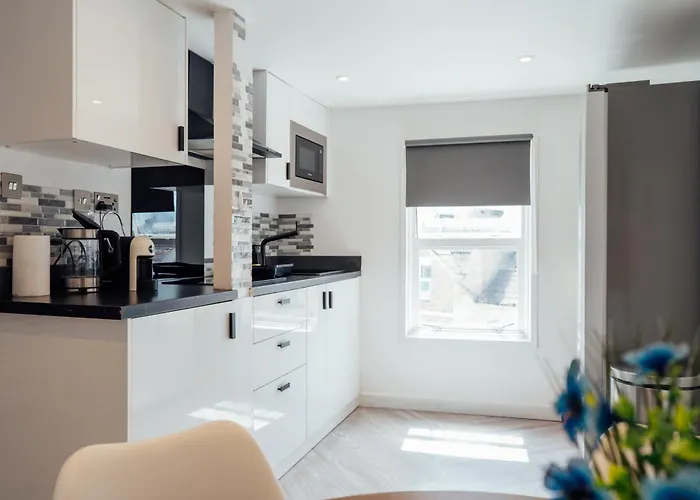 Family Apartment Bournemouth 5 Min From The Beach Parks And Restaurants