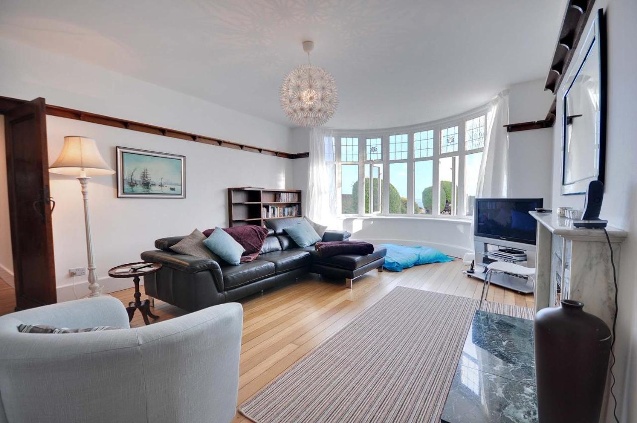 29a Sandbourne * Bournemouth
