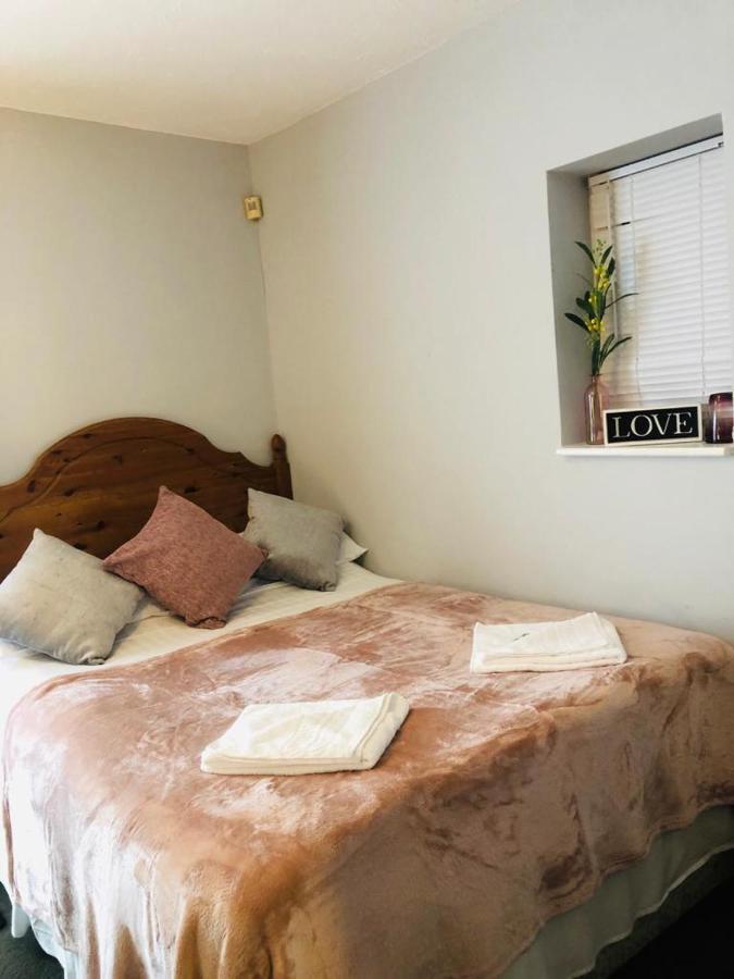 Guest house Mayfield 2*