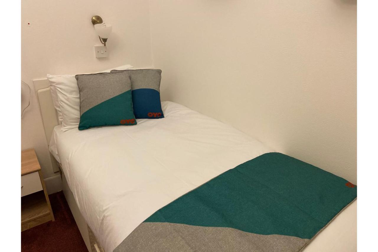 Bourne Hall Annexe 2*