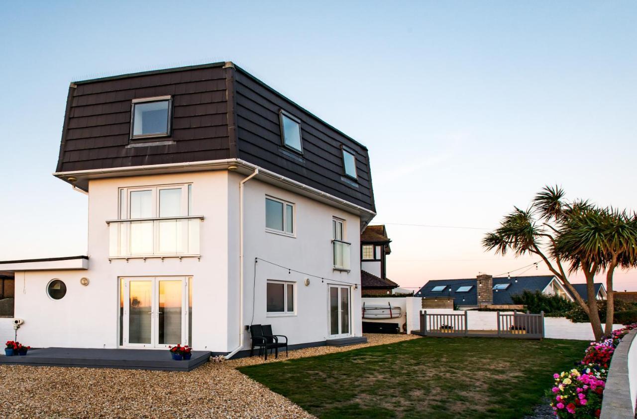 Holiday home & Sea Views *