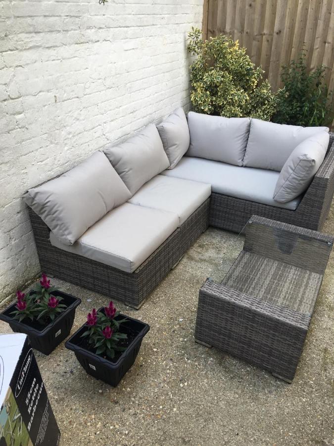 Apartment Superb 2 Beds 2 Baths New W/ Garden+patio