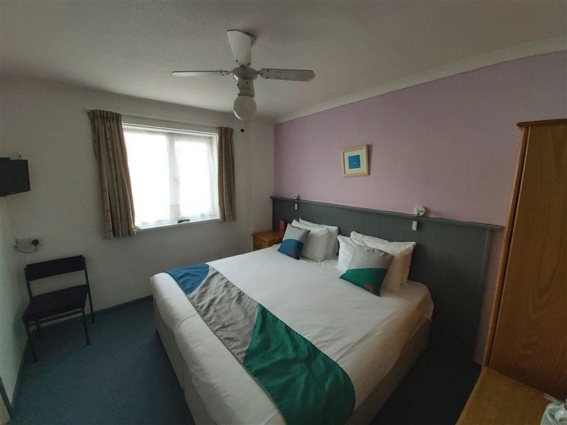 Oyo Lbh 132 Hotel Bournemouth