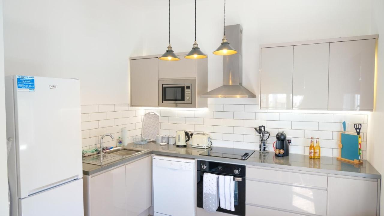 Intimate Entire Flat 9-min Walk To Boscombe