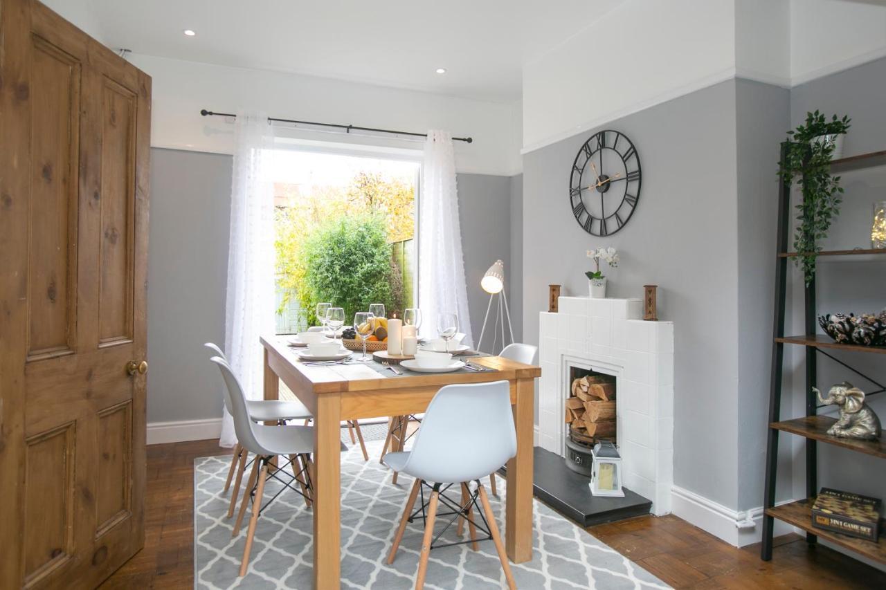 Beachside Family Oasis With Free Parking Apartment