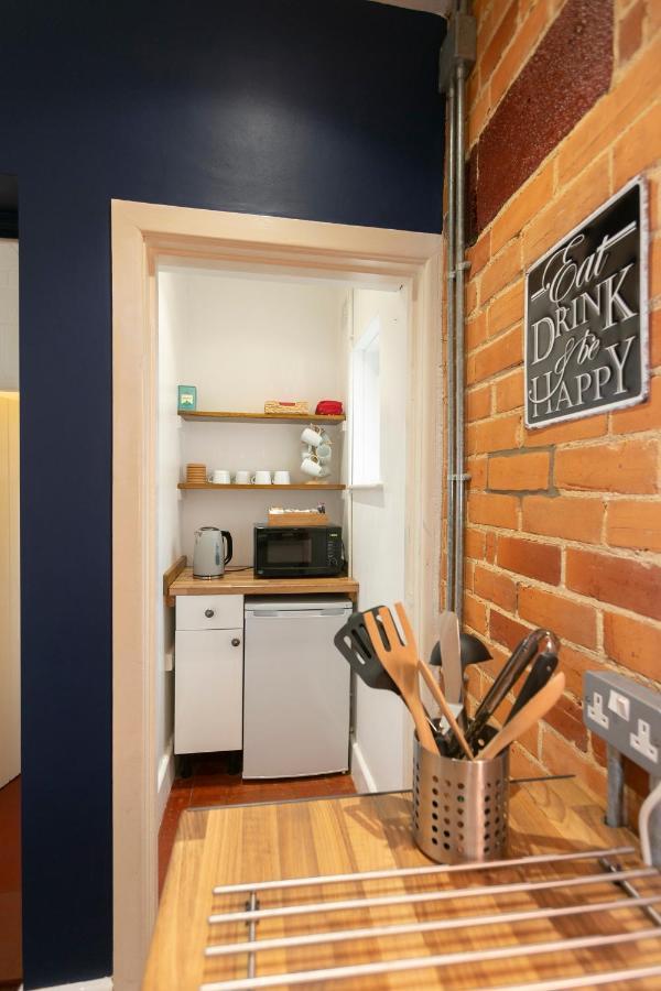 Beachside Family Oasis With Free Parking Apartment