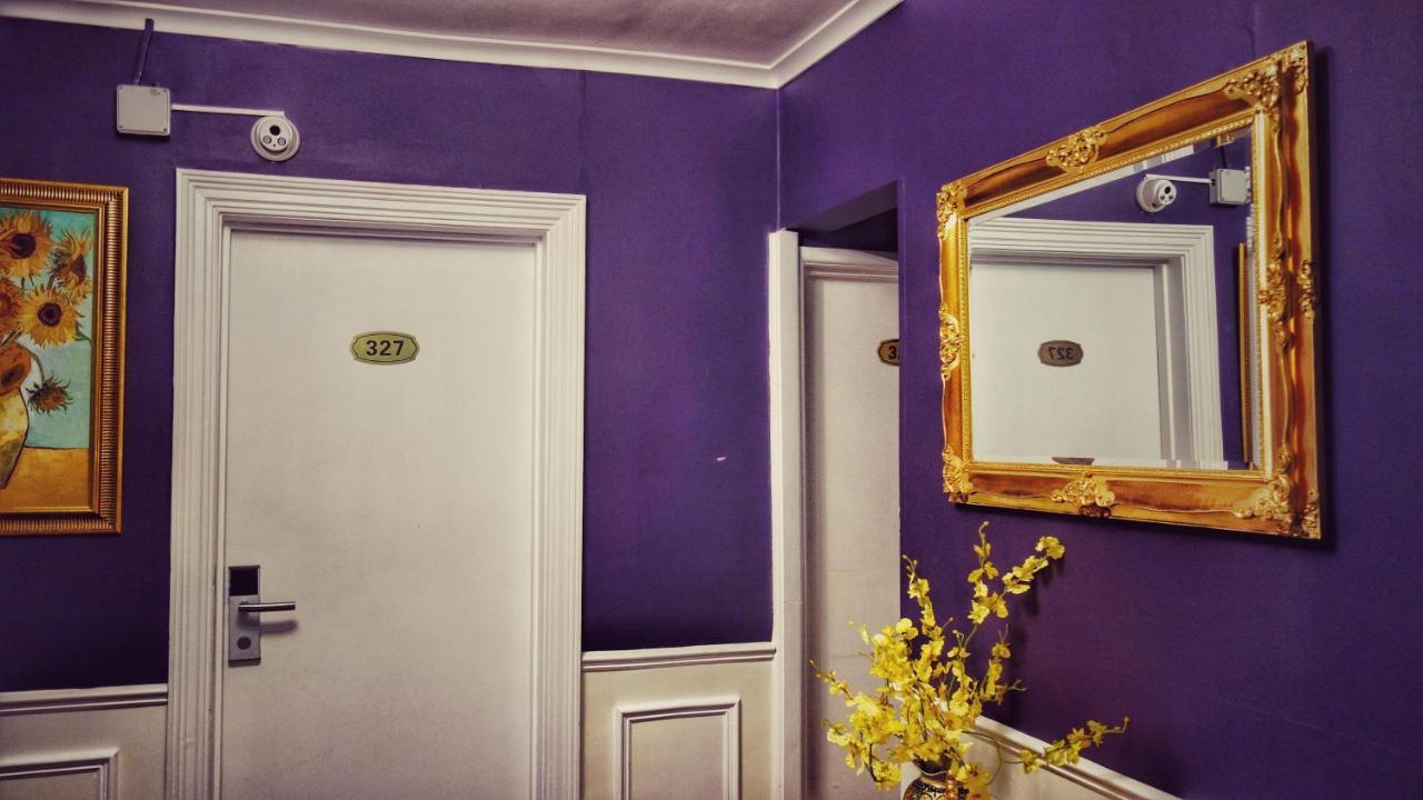 Kensington Hotel 2*
