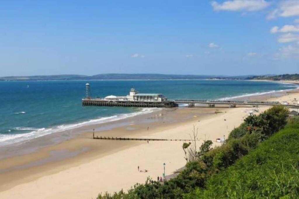 Modern House In Town Centre Bournemouth