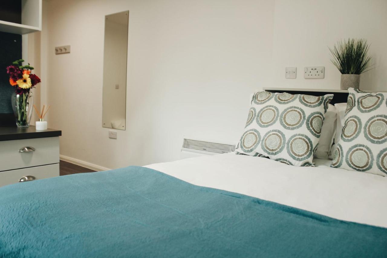 Apartment Stunning Private Ensuites At Oxford Point In Close To The