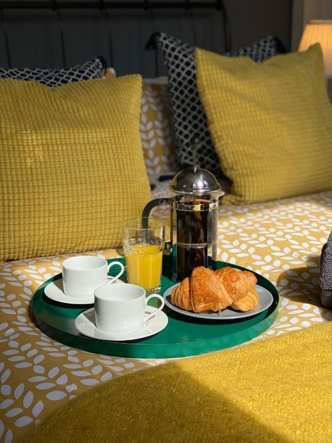 Beachside Bliss: Trendy Near * Bournemouth