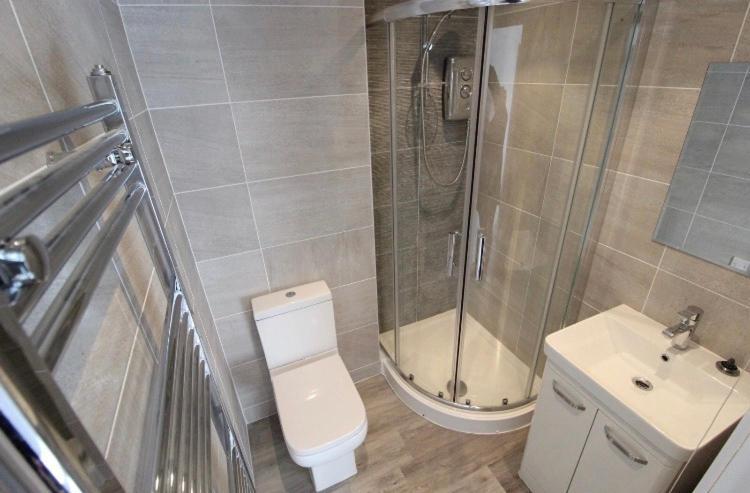 Apartment In Town Centre *