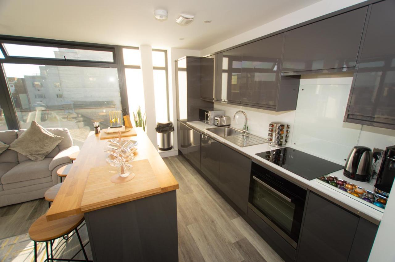 Apartment * Panoramic Penthouse With Sea & Views Bournemouth
