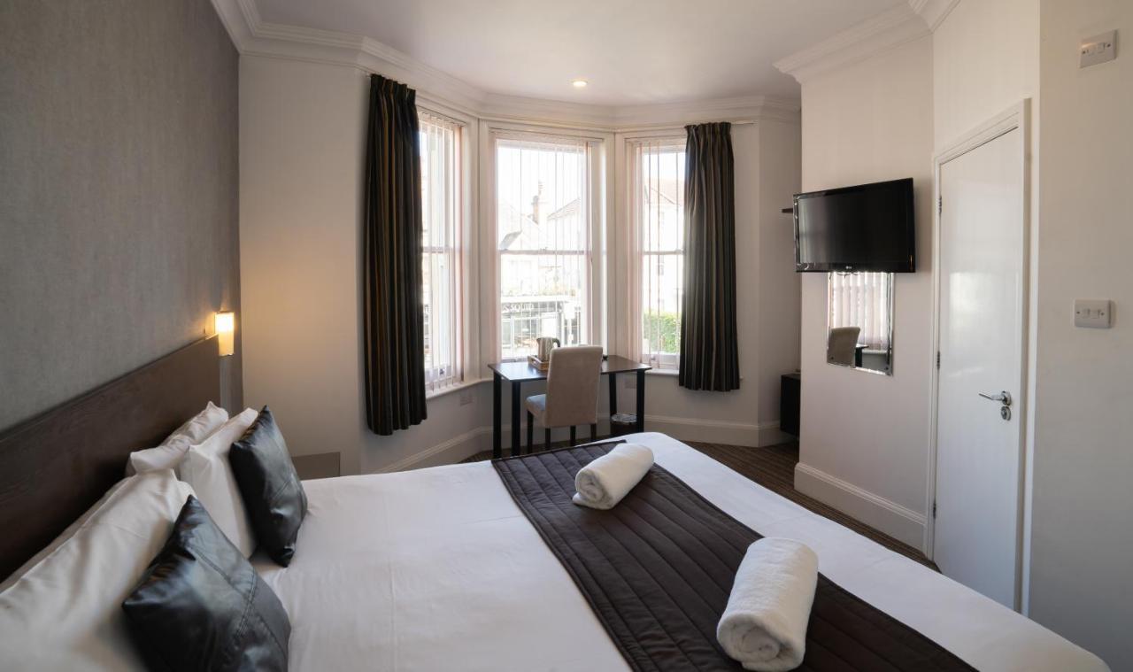 Hotel The Hop 3*