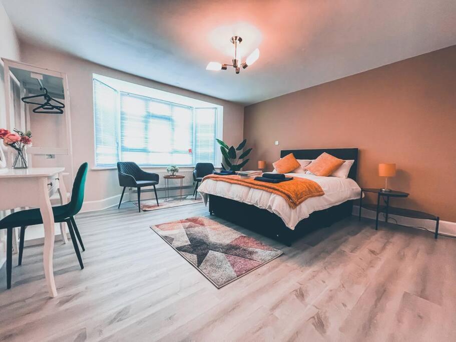 Apartment Modern 3 Ground Floor Parking And Garden Bournemouth