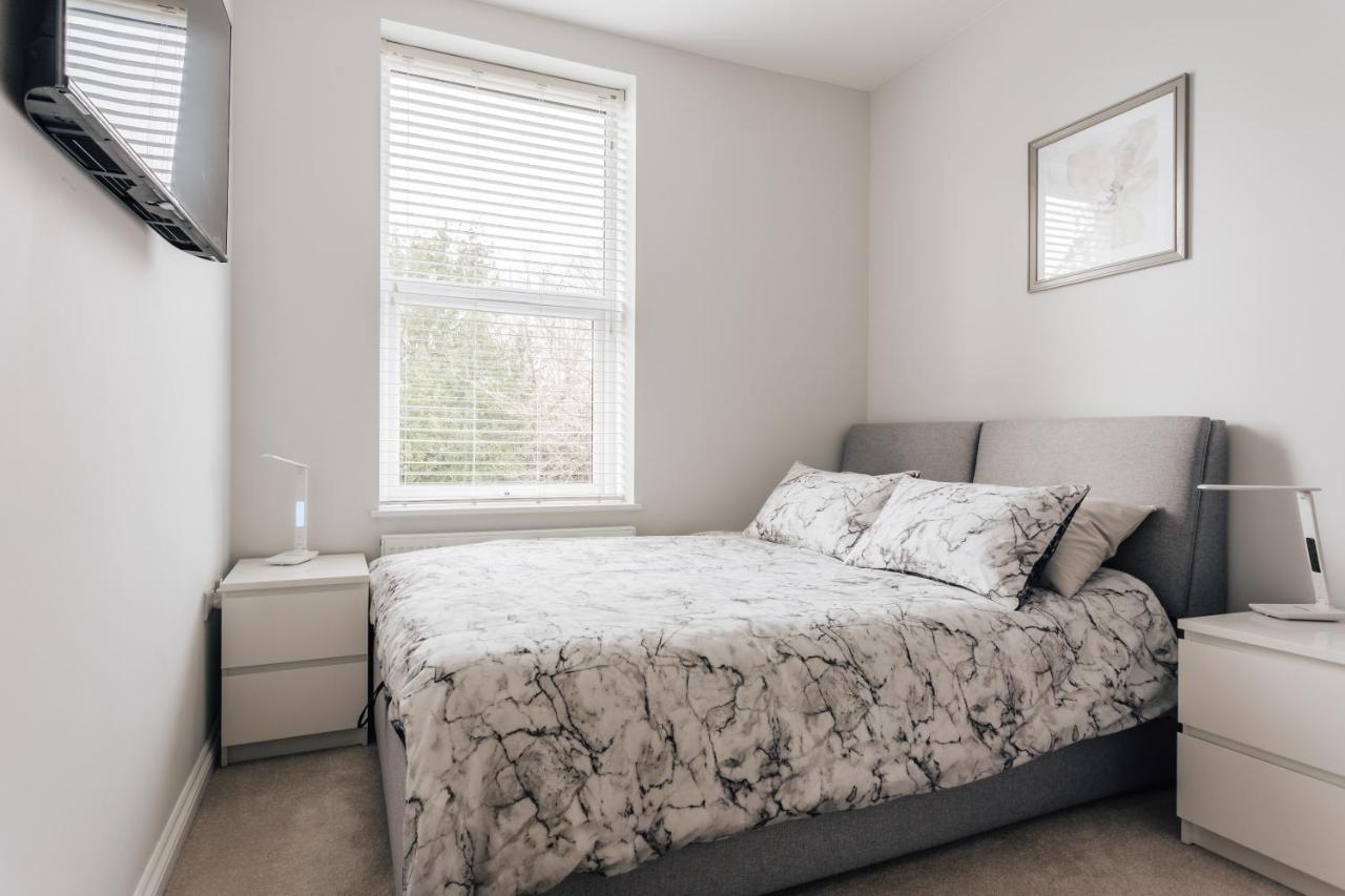 Near Train Station Apartment