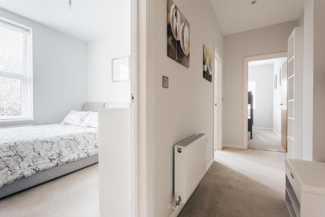 Near Train Station Apartment