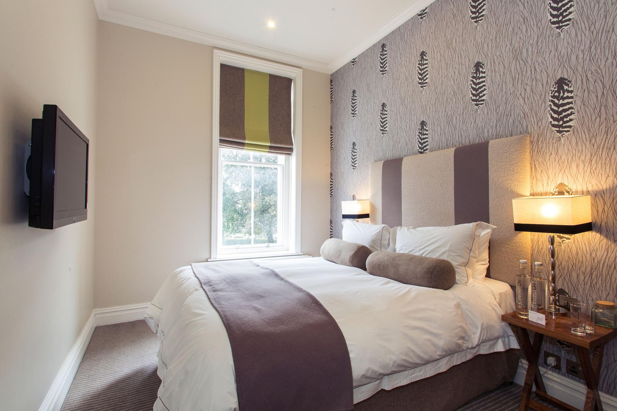 The House Hotel