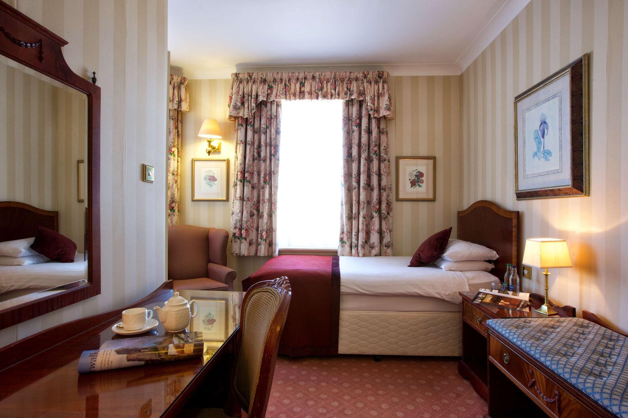 East Cliff Hotel, Sure Collection By Bw 3*