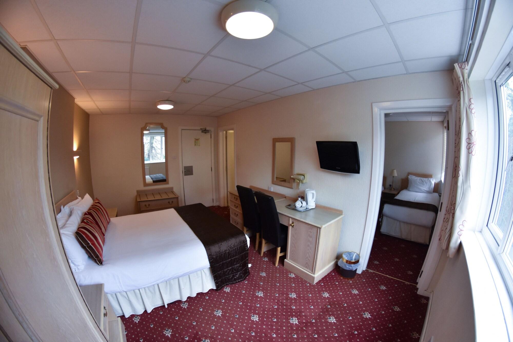 The Mayfair Hotel 3*
