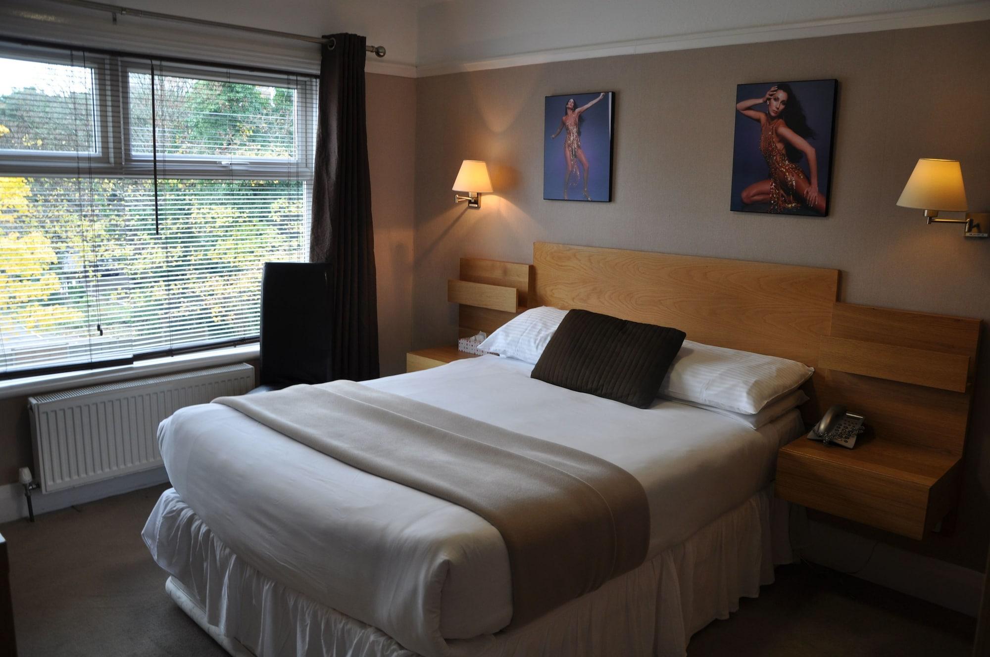 Celebrity East Cliff By Villare Hotel 3*