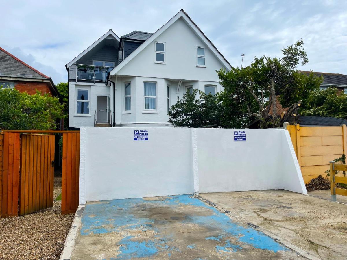Apartment Coastal Haven: Southbourne's Two-bedroom Retreat *