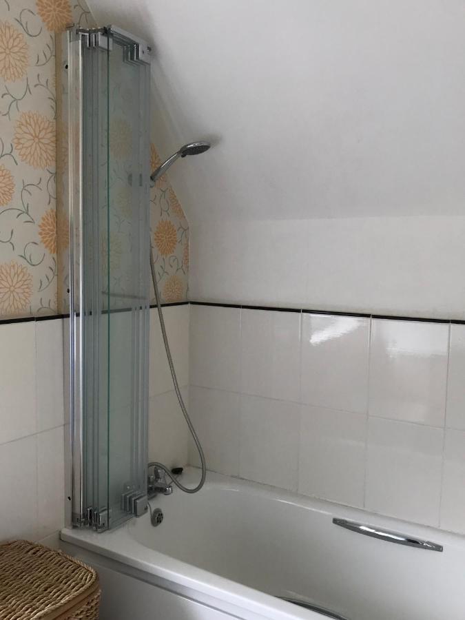 Holiday home Lovely With Beautiful Large Garden, 5 Min To The By Car *