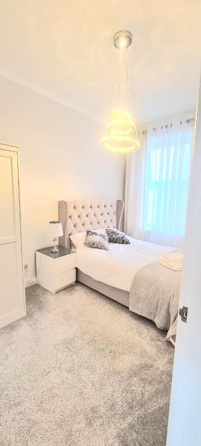 Apartment Spacious 3 Bed Flat Near The Sea With Parking Bournemouth